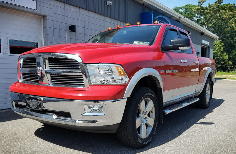 Ram 1500 cab light