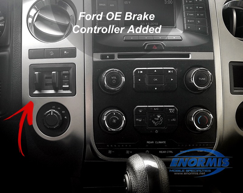 Erie Resident Upgrades Trailer Brake Controller in 2017 Ford Expedition